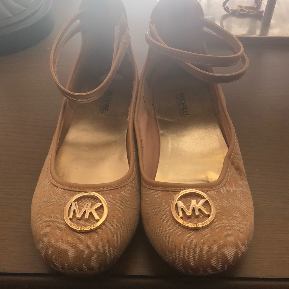 Kid’s Michael Kors flats